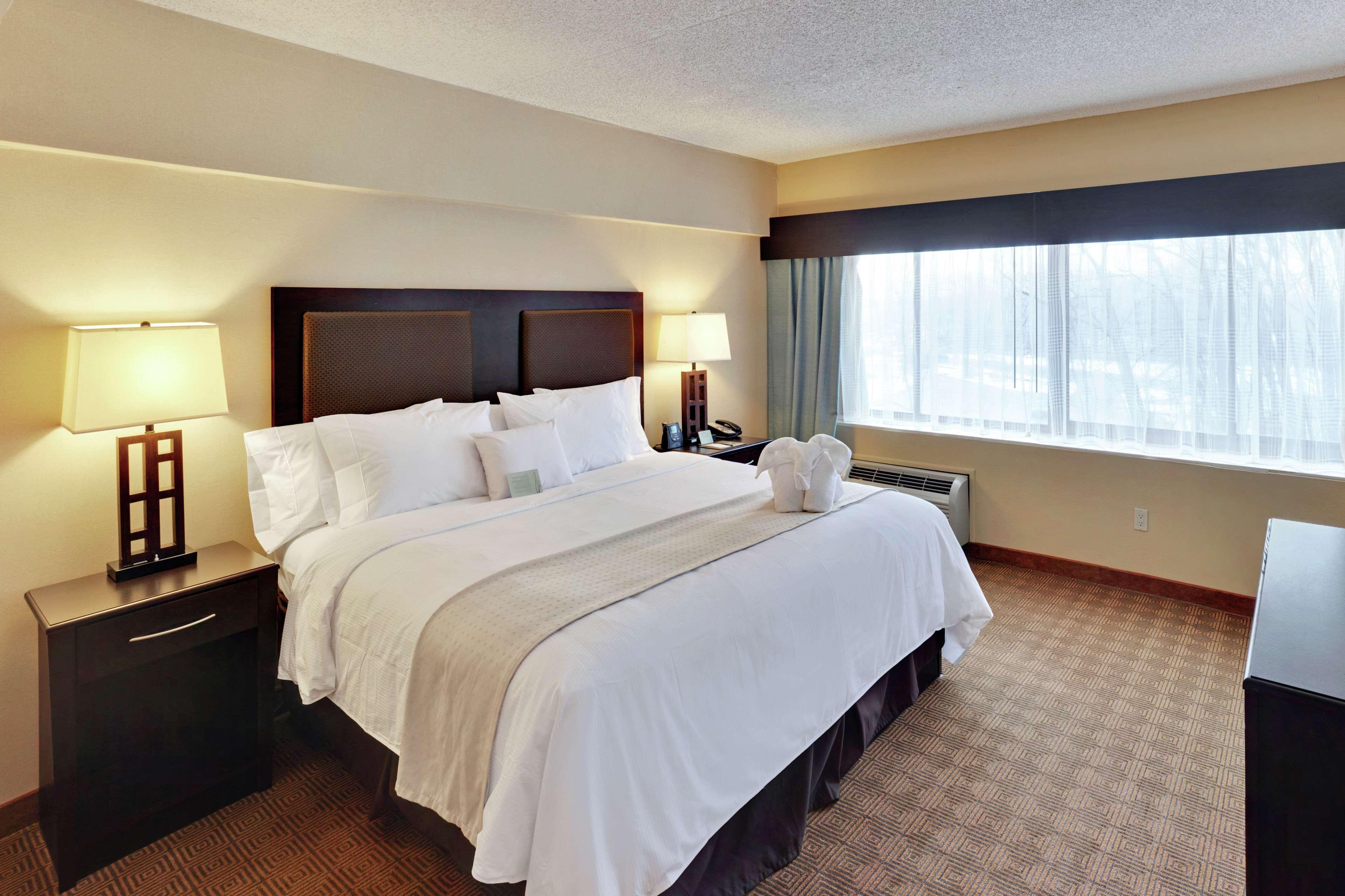 Doubletree By Hilton Tinton Falls-eatontown Hotel Eatontown