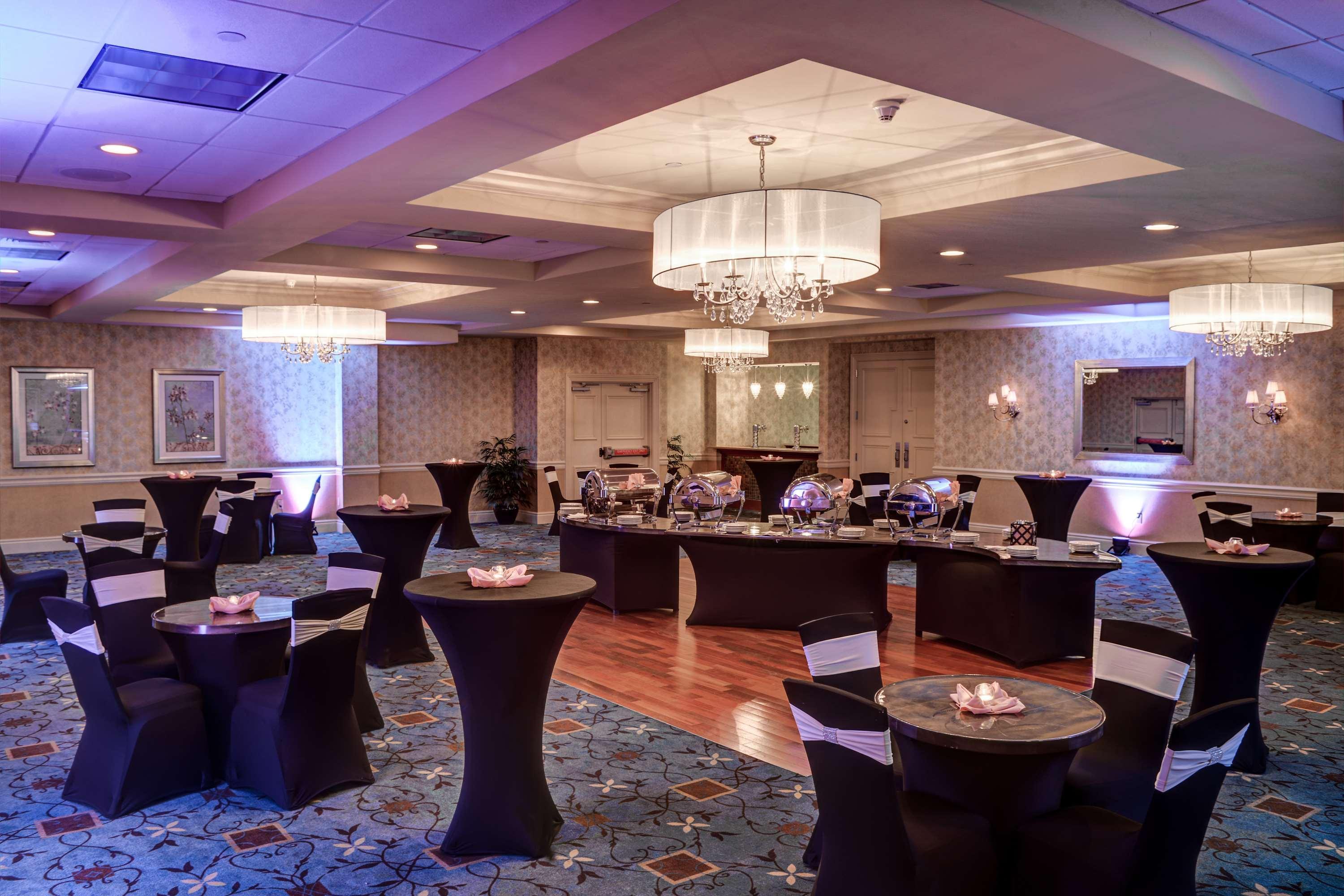 Doubletree By Hilton Tinton Falls-eatontown Hotel