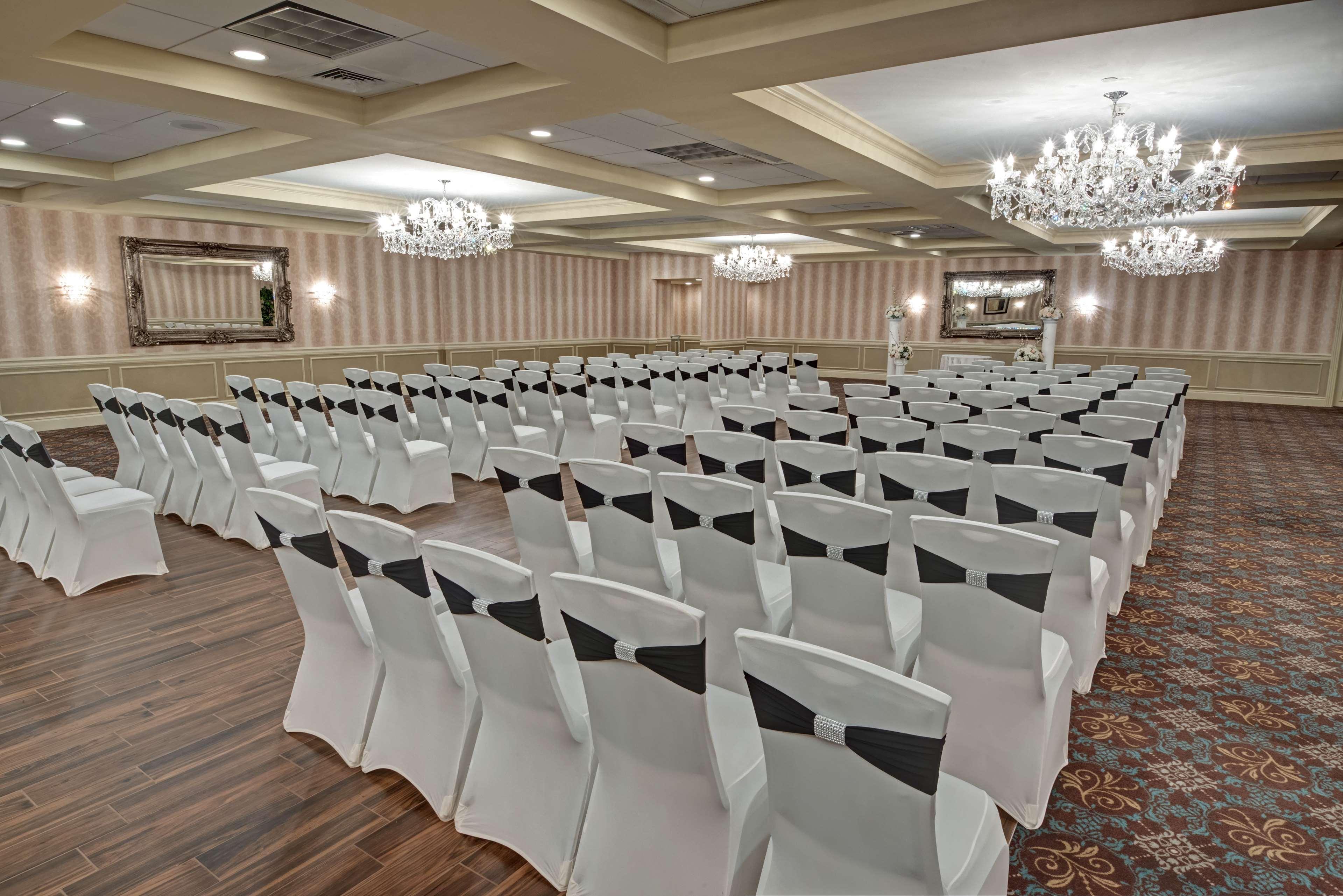 Doubletree By Hilton Tinton Falls-eatontown