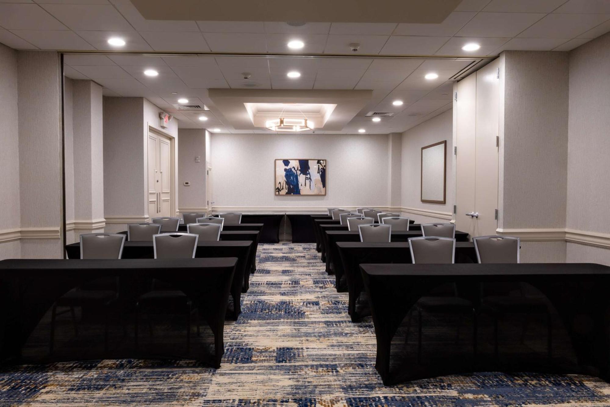 Hotel Doubletree By Hilton Tinton Falls-eatontown