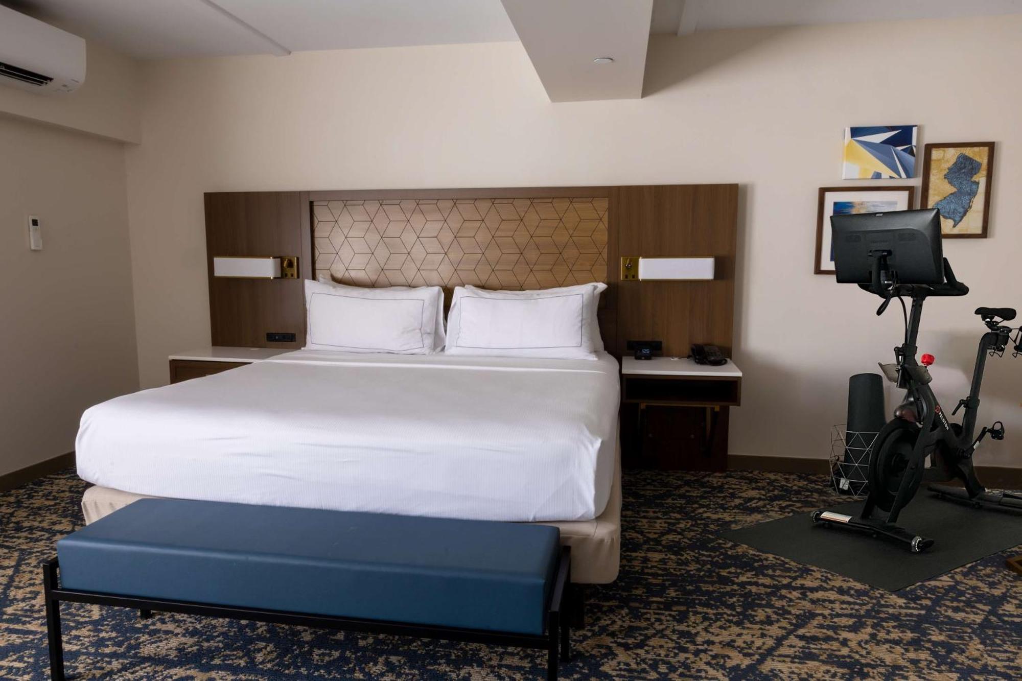 Doubletree By Hilton Tinton Falls-eatontown Hotel 4*