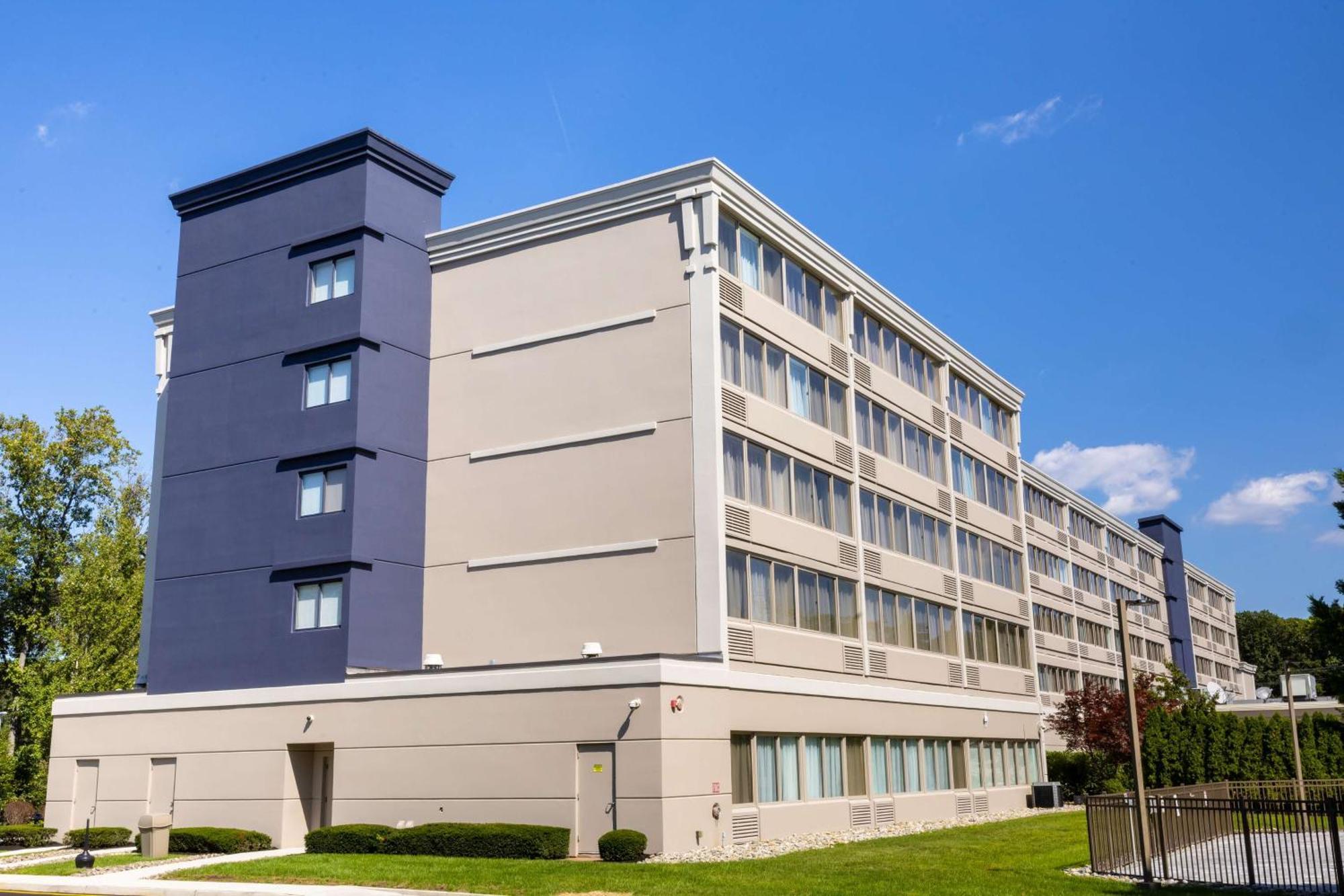 Doubletree By Hilton Tinton Falls-eatontown Eatontown